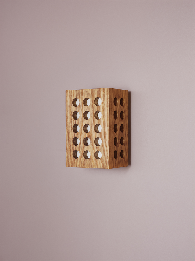 Cuadra Small Sconce in White Oak
